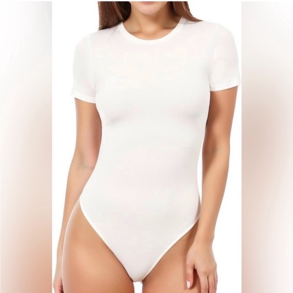 MANGOPOP Women's Round Neck Short Sleeve T Shirts Basic stretch Bodysuit M - Picture 1 of 9
